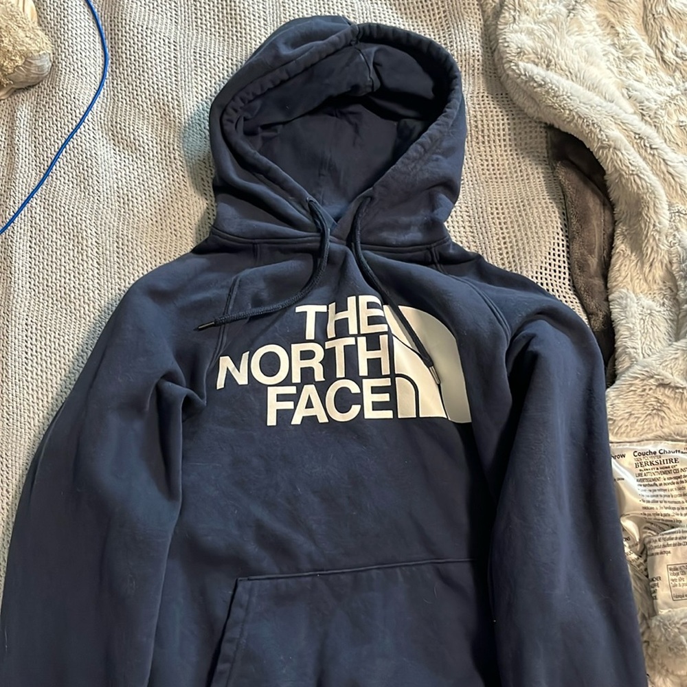 north face sweatshirt
